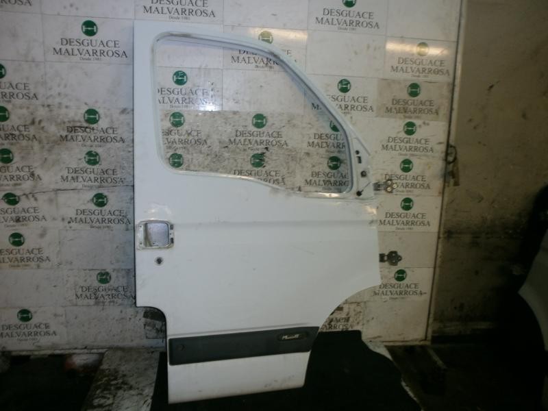 Recambio de puerta delantera derecha para renault mascot 160 65 4x2 referencia OEM IAM   