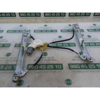 ELEVALUNAS DELANTERO DERECHO 68004422AA 