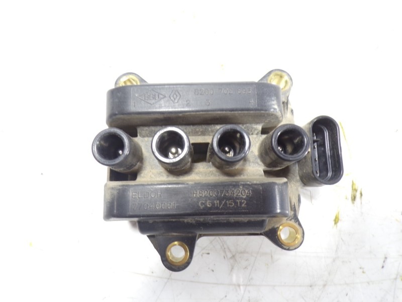 Recambio de bobina para dacia sandero 1.2 16v cat referencia OEM IAM 8200702693  