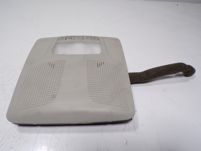 Recambio de piloto interior para mercedes-benz vito kasten 2.1 cdi cat referencia OEM IAM A4479006900 A4479006900 