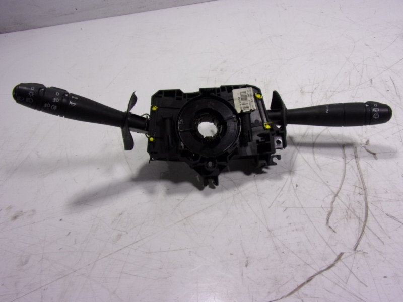 Recambio de mando luces para dacia duster ambiance 4x2 referencia OEM IAM 6001551361 8200792587T 6001551352