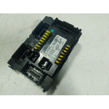 CAJA RELES / FUSIBLES 50572954 00505729540 