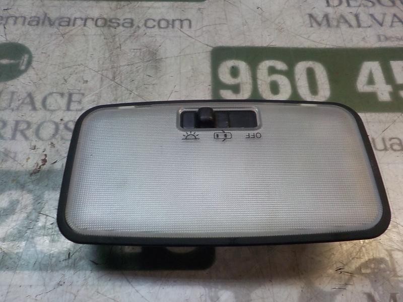 Recambio de piloto interior para toyota rav 4 advance hybrid referencia OEM IAM 8124048020C0  