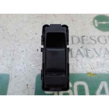 MANDO ELEVALUNAS DELANTERO DERECHO 56040693AD 