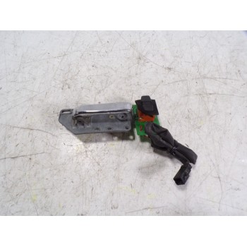 MANETA INTERIOR DELANTERA IZQUIERDA 