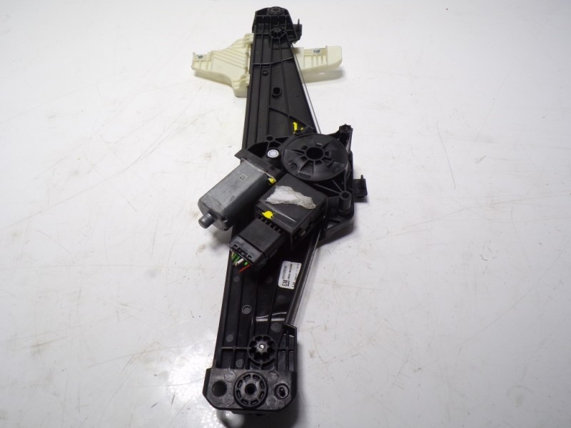 Recambio de elevalunas trasero izquierdo para opel grandland x 1.5 cdti dpf referencia OEM IAM 9815403880 9830320580 9829504480