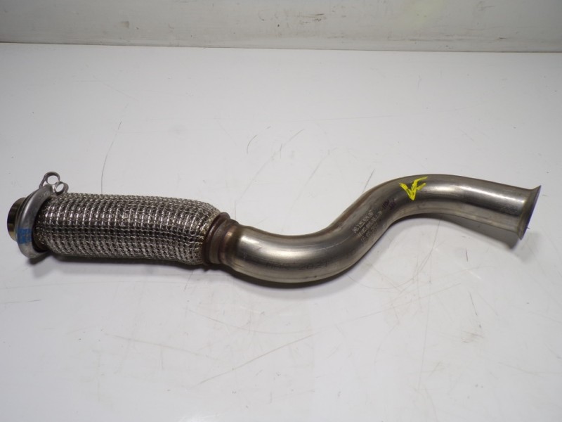 Recambio de salida colector para toyota proace city 1.5 dci referencia OEM IAM SU001A7782 9812592980 