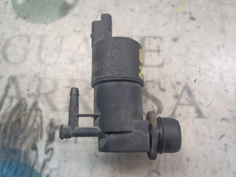 Recambio de bomba limpia para renault mascot 160 65 4x2 referencia OEM IAM   