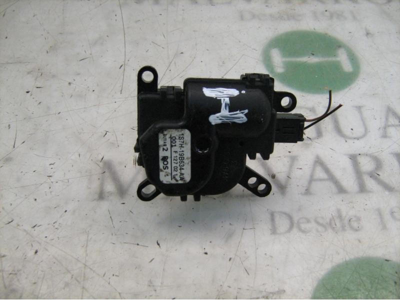 Recambio de motor apertura trampillas climatizador para ford fiesta (cbk) ghia referencia OEM IAM   