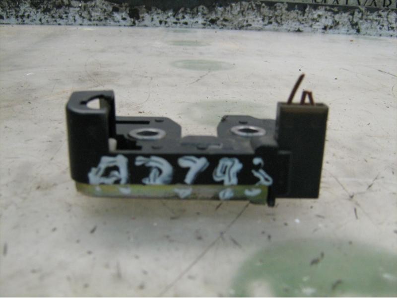 Recambio de cerradura maletero / porton para ford fiesta (cbk) ghia referencia OEM IAM   