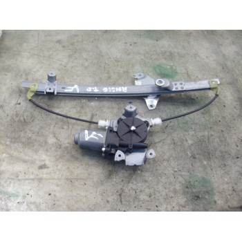 ELEVALUNAS TRASERO DERECHO 