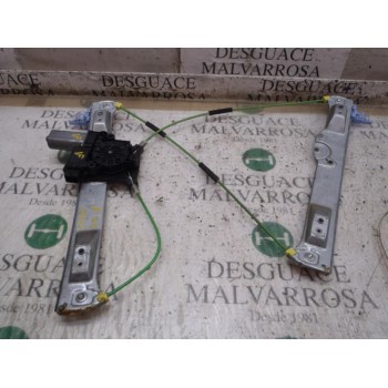 ELEVALUNAS DELANTERO DERECHO 