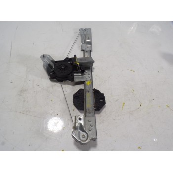 ELEVALUNAS DELANTERO DERECHO 807209299R M13616C00 