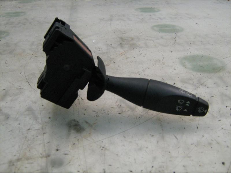 Recambio de mando limpia para ford fiesta (cbk) ghia referencia OEM IAM   