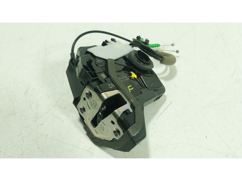 Recambio de cerradura puerta trasera derecha para toyota c-hr (_x1_) 2.0 hybrid (maxh10) referencia OEM IAM 69050F4130 W4714110 