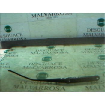 BRAZO LIMPIA DELANTERO DERECHO 