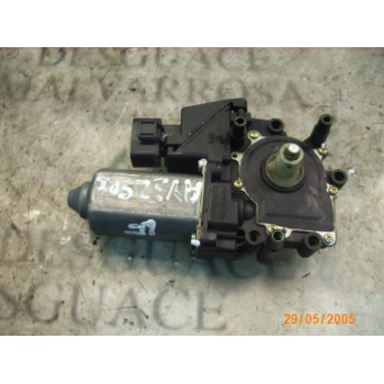 MOTOR ELEVALUNAS DELANTERO IZQUIERDO 8D0959801D 8D0959801D 
