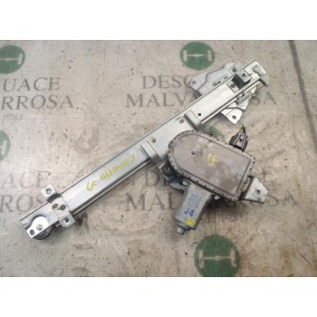 ELEVALUNAS TRASERO DERECHO 