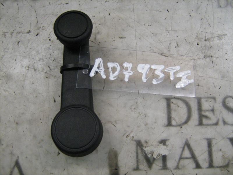 Recambio de maneta elevalunas trasera izquierda para ford fiesta (cbk) ghia referencia OEM IAM   