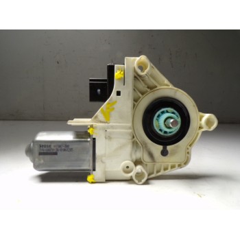 MOTOR ELEVALUNAS TRASERO IZQUIERDO 4F0959801F 4F0959801F 