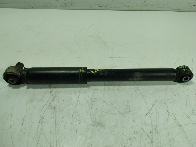 Recambio de amortiguador trasero izquierdo para mercedes-benz vito kasten 2.1 cdi cat referencia OEM IAM A4473267300  