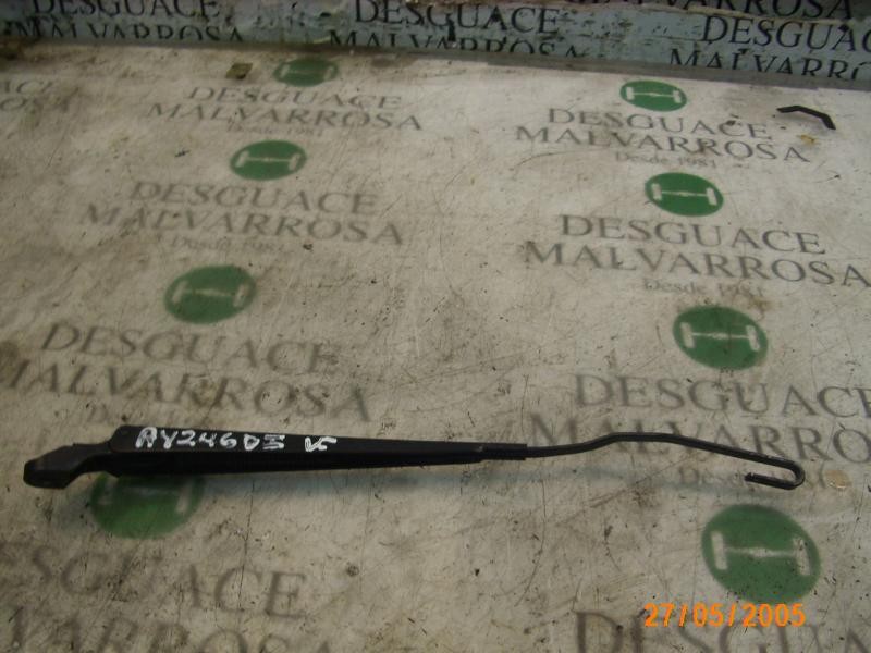 Recambio de brazo limpia delantero izquierdo para citroën xsara berlina 2.0 hdi sx (66kw) referencia OEM IAM   