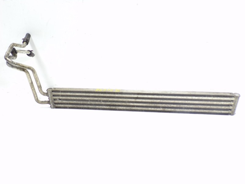 Recambio de radiador aceite para volkswagen touareg (7l6) 2.5 tdi dpf referencia OEM IAM 7L8422885A 7L6422885E 