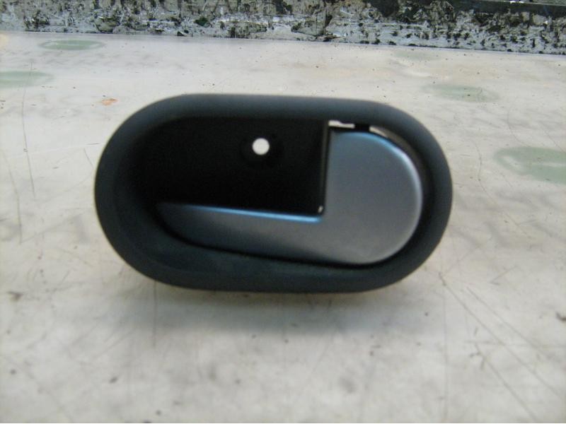 Recambio de maneta interior trasera derecha para ford fiesta (cbk) ghia referencia OEM IAM   