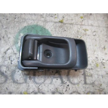 MANETA INTERIOR DELANTERA IZQUIERDA 