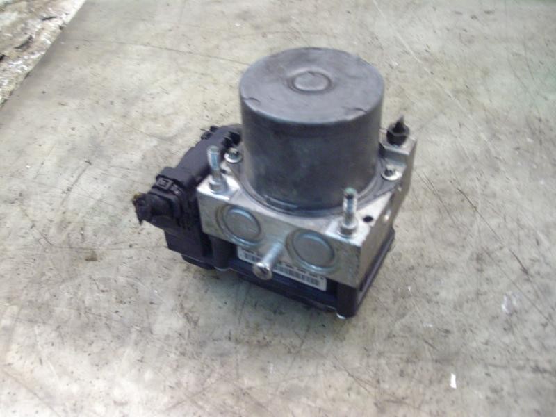 Recambio de abs para nissan primera berlina (p12) acenta referencia OEM IAM   