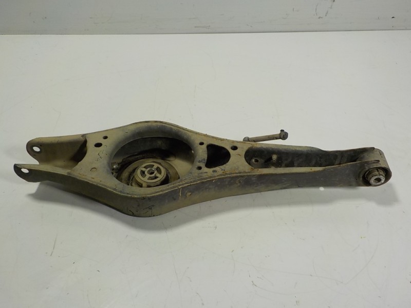 Recambio de brazo suspension inferior trasero izquierdo para audi q3 (8u) 2.0 tdi referencia OEM IAM 1K0505311AB  