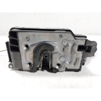 CERRADURA PUERTA DELANTERA DERECHA A4477200235 