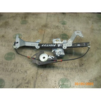 ELEVALUNAS DELANTERO DERECHO 