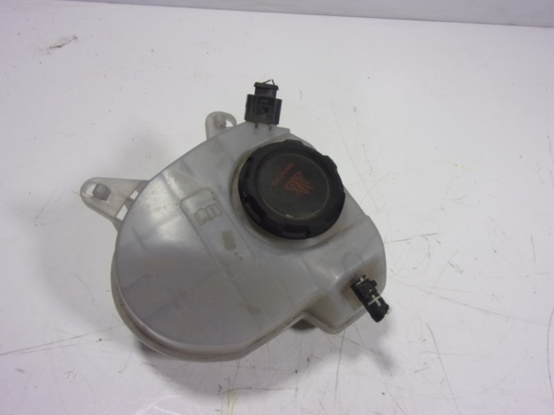 Recambio de deposito expansion para skoda kodiaq 2.0 tdi referencia OEM IAM 5WA121407F  