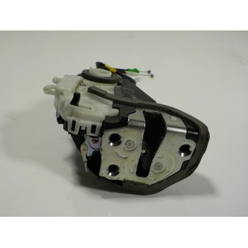 CERRADURA PUERTA TRASERA DERECHA 690500D310 U2014110F2 