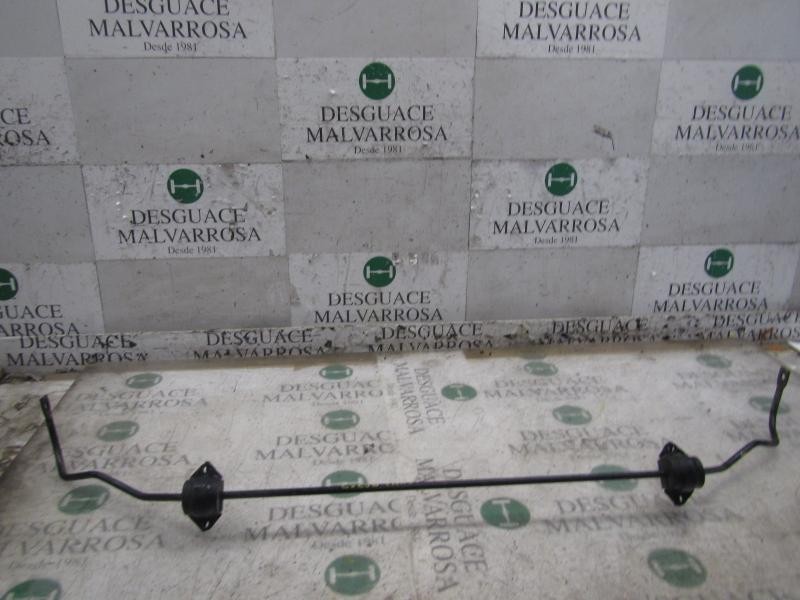 Recambio de barra estabilizadora trasera para bmw serie 1 berlina (e81/e87) 118d referencia OEM IAM 33556764423  
