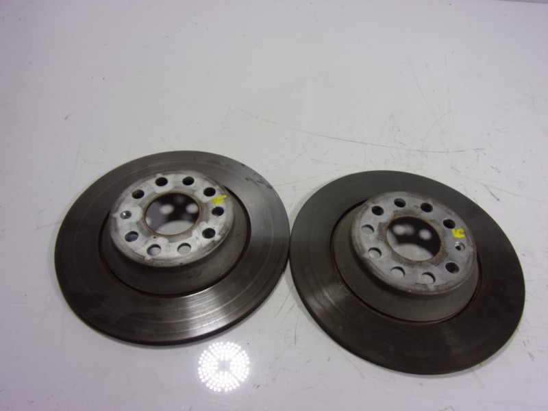 Recambio de disco freno trasero para skoda kodiaq 2.0 tdi referencia OEM IAM 3Q0615601  