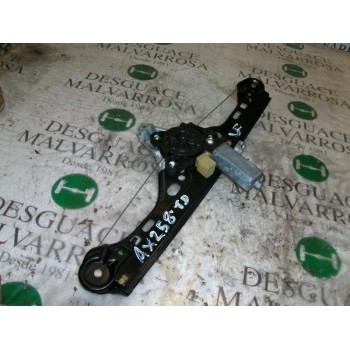 ELEVALUNAS TRASERO DERECHO 