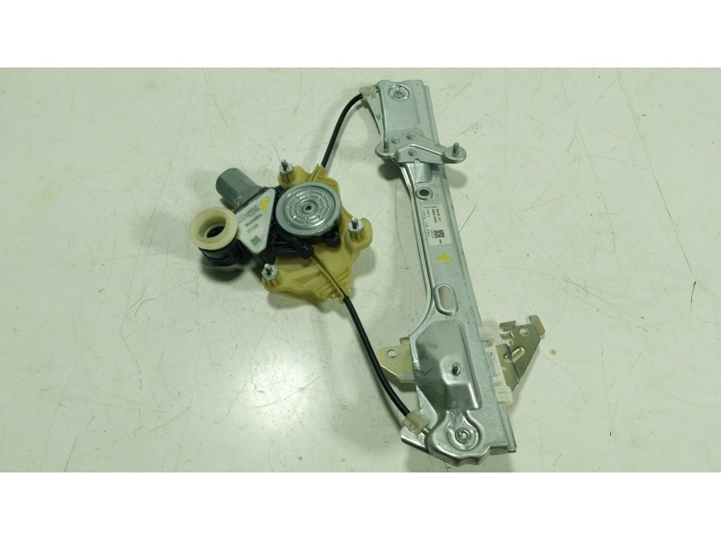 Recambio de elevalunas trasero derecho para toyota c-hr (_x1_) 2.0 hybrid (maxh10) referencia OEM IAM 69830F4050 554181101 