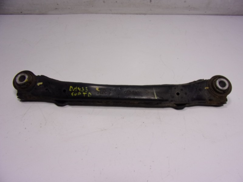 Recambio de brazo suspension superior trasero derecho para hyundai i40 1.7 crdi cat referencia OEM IAM 551003Z800  