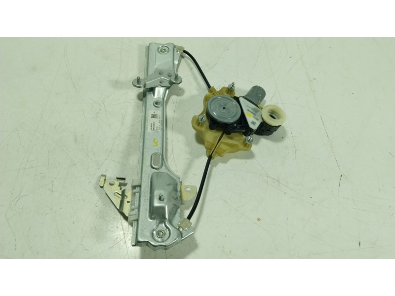 Recambio de elevalunas trasero izquierdo para toyota c-hr (_x1_) 2.0 hybrid (maxh10) referencia OEM IAM 69840F4050 554182101 
