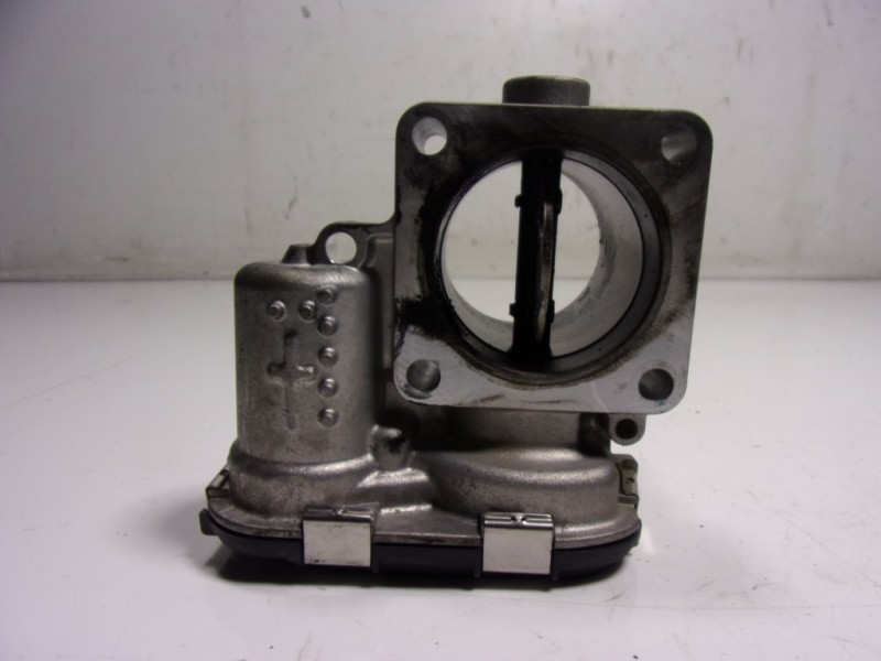 Recambio de caja mariposa para hyundai i40 1.7 crdi cat referencia OEM IAM 283202A600 0280750612 