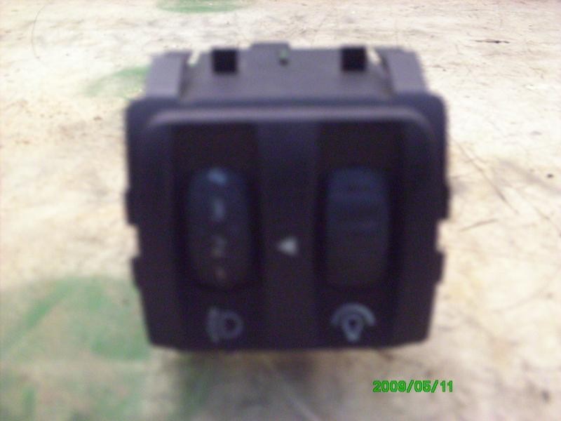 Recambio de modulo electronico para renault scenic ii confort dynamique referencia OEM IAM   