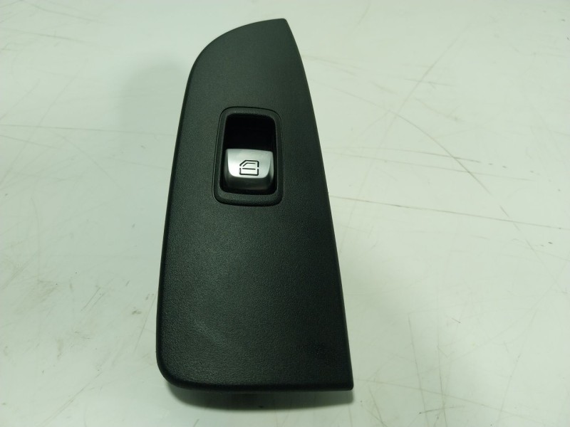Recambio de mando elevalunas delantero derecho para mercedes-benz vito kasten 2.1 cdi cat referencia OEM IAM A2059051513  