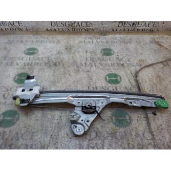 ELEVALUNAS TRASERO DERECHO 