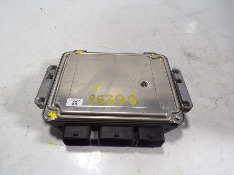Recambio de centralita motor uce para peugeot partner kasten 1.6 16v hdi cat referencia OEM IAM   