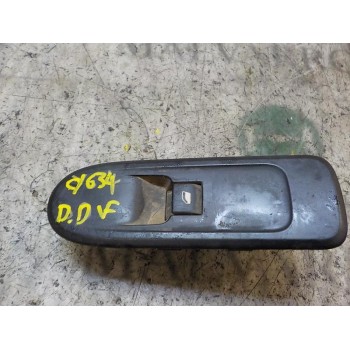 MANDO ELEVALUNAS DELANTERO DERECHO 