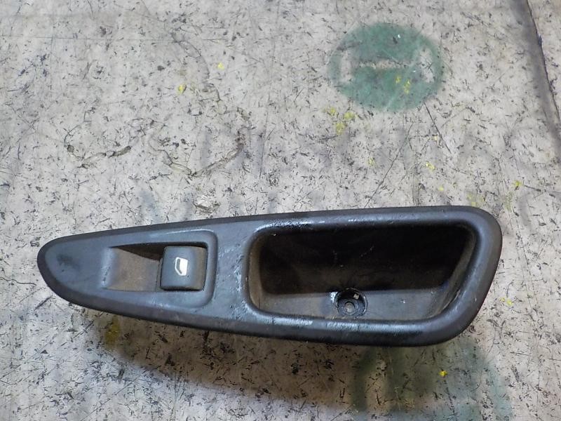 Recambio de mando elevalunas trasero derecho para peugeot 308 sw 1.6 hdi fap cat (9hz / dv6ted4) referencia OEM IAM   