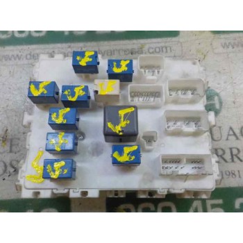 CAJA RELES / FUSIBLES AA1A4881 AA1A4881