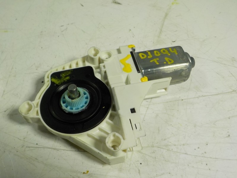 Recambio de motor elevalunas trasero derecho para seat alhambra (711) 2.0 tdi referencia OEM IAM 8K0959801B 8K0959801B 